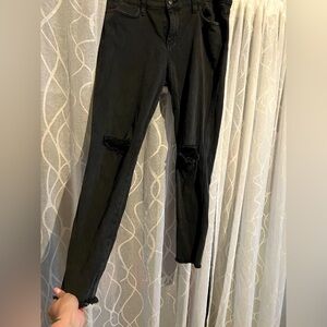 Joes Jeans faded black distressed cropped low rise skinny jeans 32 -never worn